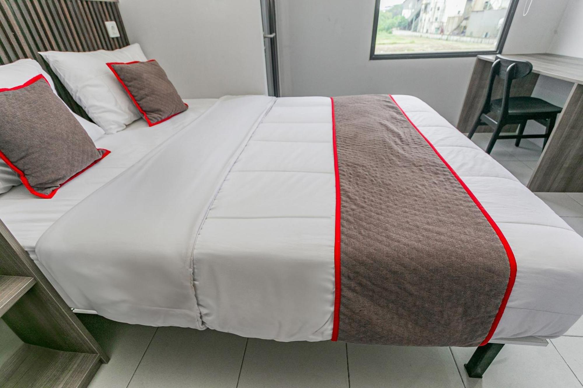 Hotel O Apartment Riverdale Cikarang Near Sgc Mall Bekasi Luaran gambar